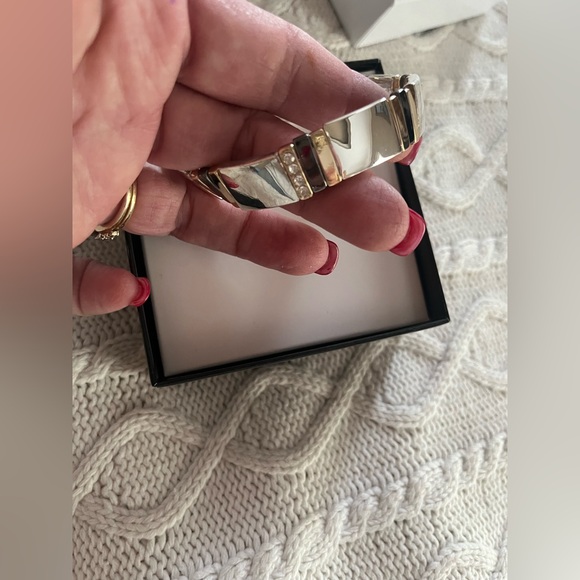 Nine West Gold and Silver Bracelet and Earring Set great gift! - Picture 7 of 11